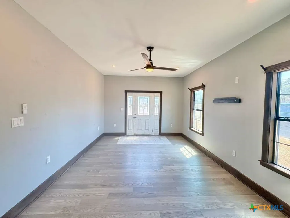 134 E North Street Goliad, TX 77963