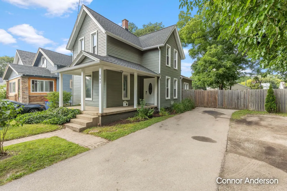 543 Leonard Street NE Grand Rapids, MI 49503