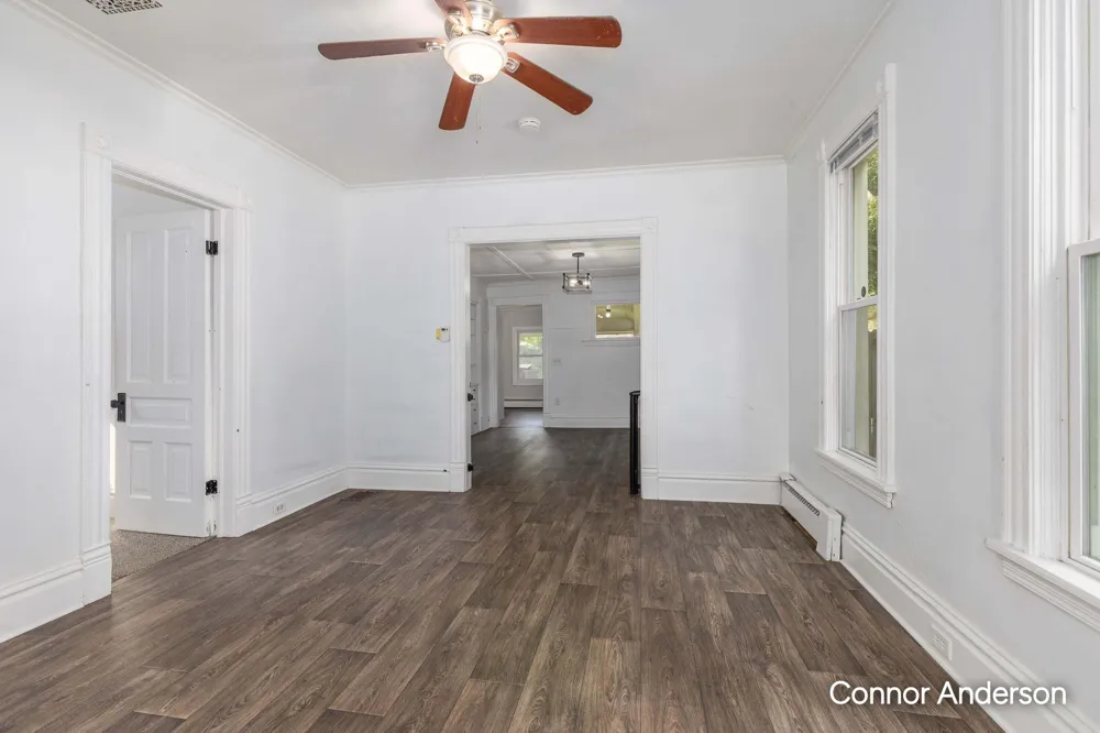 543 Leonard Street NE Grand Rapids, MI 49503