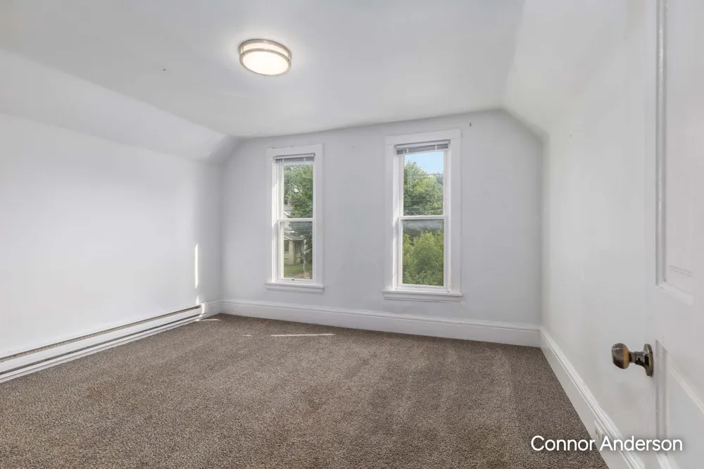 543 Leonard Street NE Grand Rapids, MI 49503