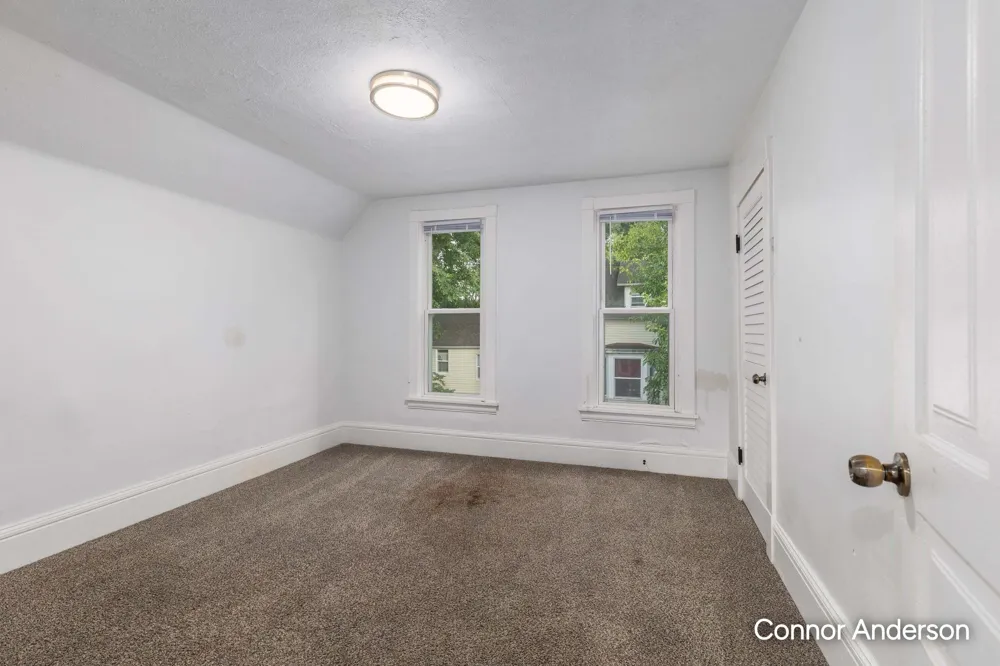 543 Leonard Street NE Grand Rapids, MI 49503