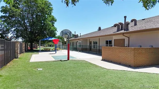 14449 W 63rd Place Arvada, CO 80004
