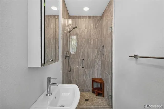 399 W Caley Drive Littleton, CO 80120