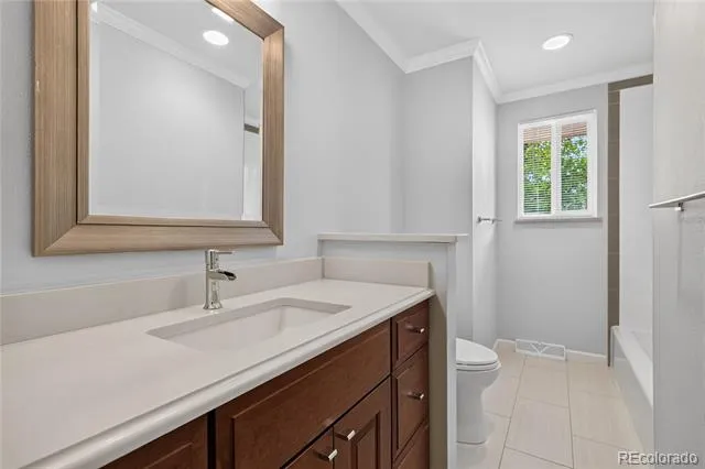 399 W Caley Drive Littleton, CO 80120