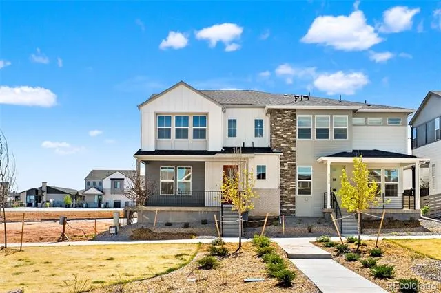 8741 Whiteclover Street Littleton, CO 80125