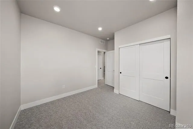 8741 Whiteclover Street Littleton, CO 80125