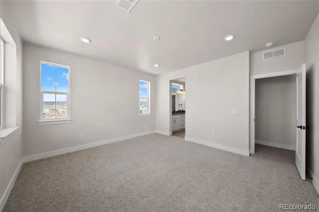 8741 Whiteclover Street Littleton, CO 80125