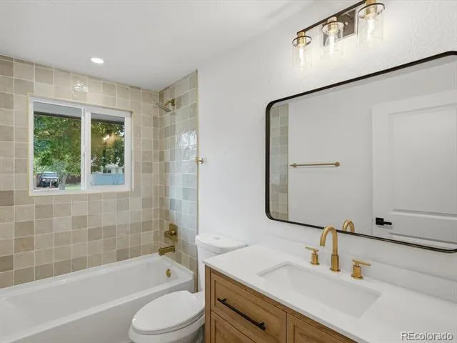 3455 W Powers Place Littleton, CO 80123
