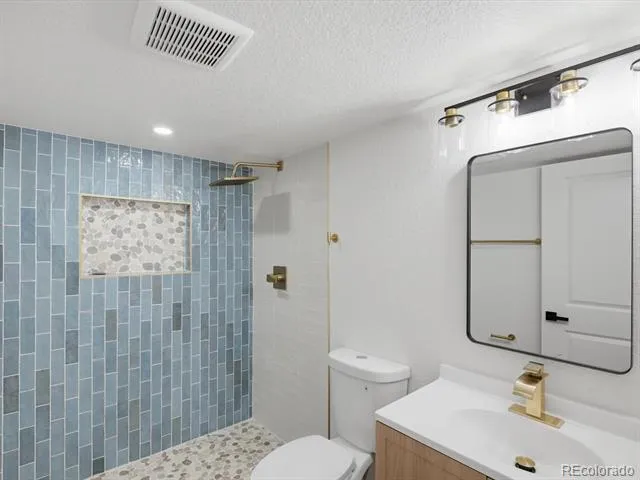 3455 W Powers Place Littleton, CO 80123