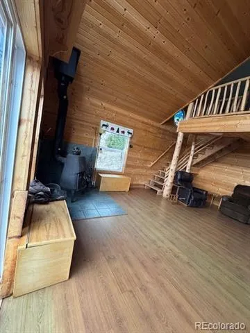 1049 Spencer Mountain Road Bellvue, CO 80512