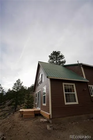 1049 Spencer Mountain Road Bellvue, CO 80512