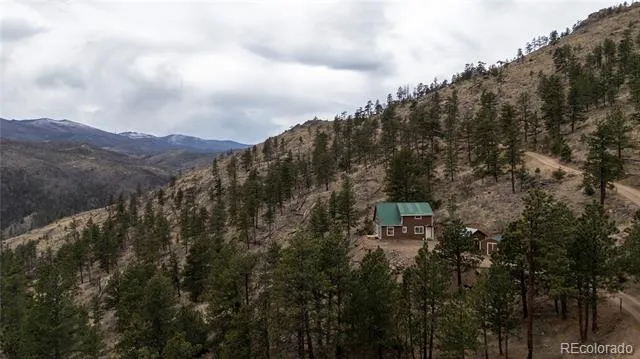1049 Spencer Mountain Road Bellvue, CO 80512