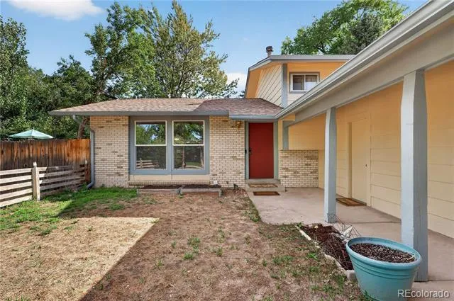 2436 S Lansing Way Aurora, CO 80014