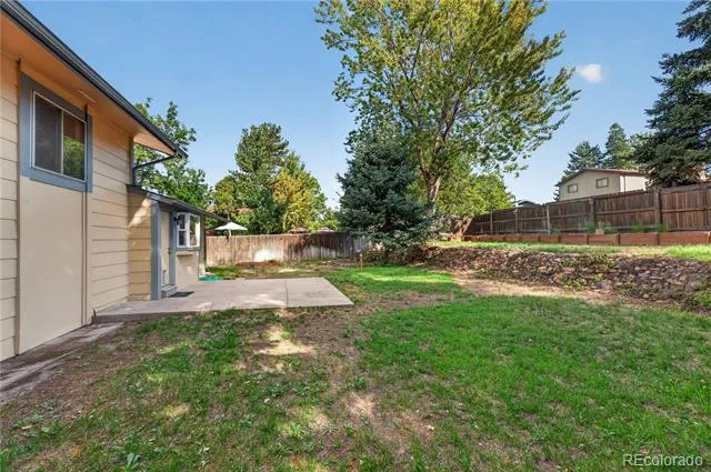 2436 S Lansing Way Aurora, CO 80014