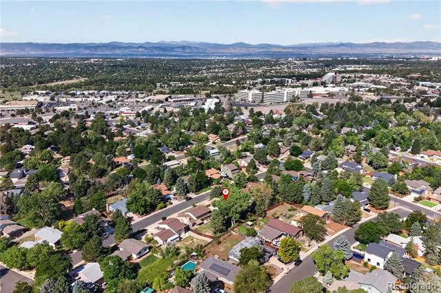 2436 S Lansing Way Aurora, CO 80014