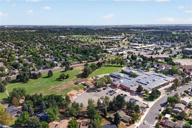 2436 S Lansing Way Aurora, CO 80014