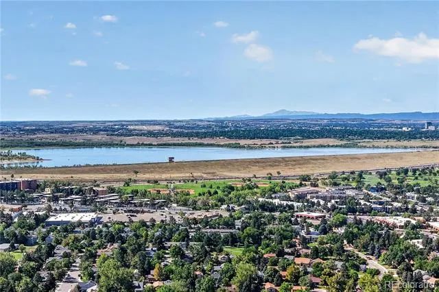 2436 S Lansing Way Aurora, CO 80014
