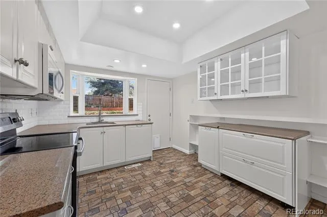 2436 S Lansing Way Aurora, CO 80014