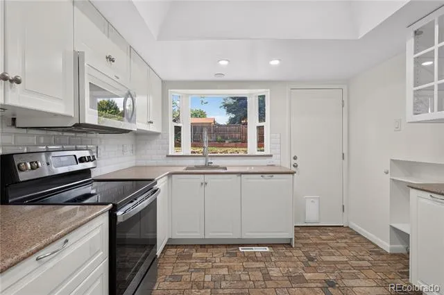 2436 S Lansing Way Aurora, CO 80014