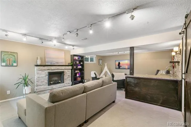 12830 W 15th Drive Golden, CO 80401