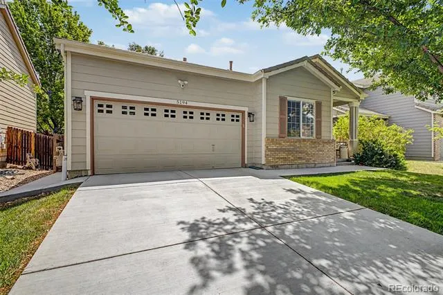 5194 S Shawnee Street Aurora, CO 80015