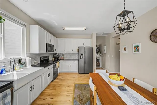 5194 S Shawnee Street Aurora, CO 80015