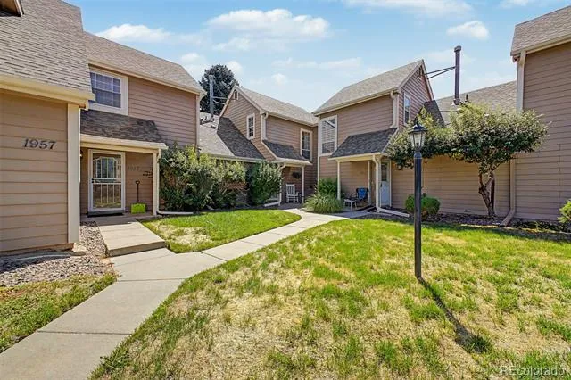 1955 S Xanadu Way Aurora, CO 80014