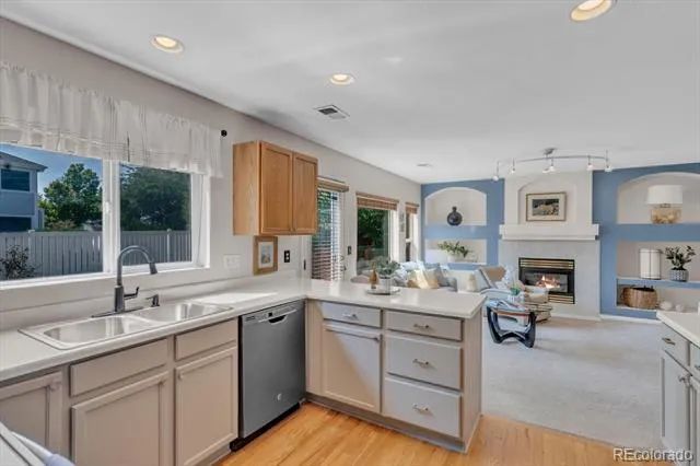 12527 Dexter Way Thornton, CO 80241