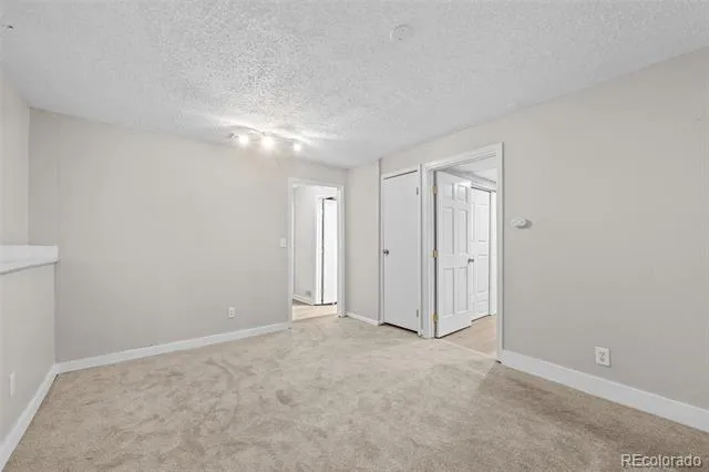3946 S Flanders Way Aurora, CO 80013
