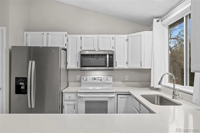 3946 S Flanders Way Aurora, CO 80013