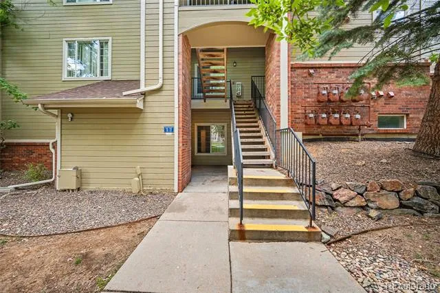 8400 S Upham Way #F22 Littleton, CO 80128