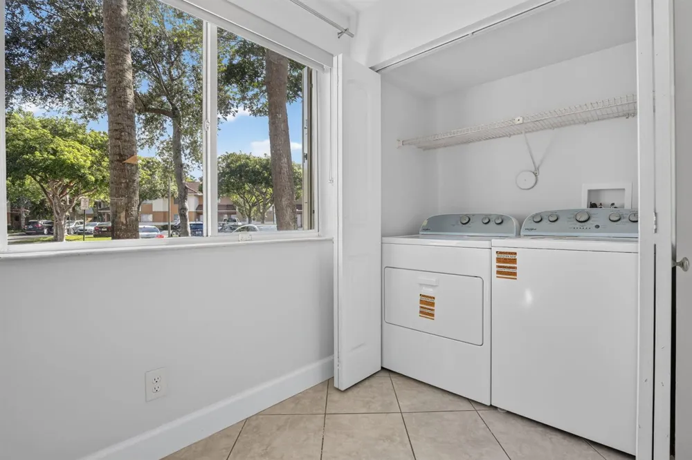 807 NW 91st Terrace NW #807 Plantation, FL 33324