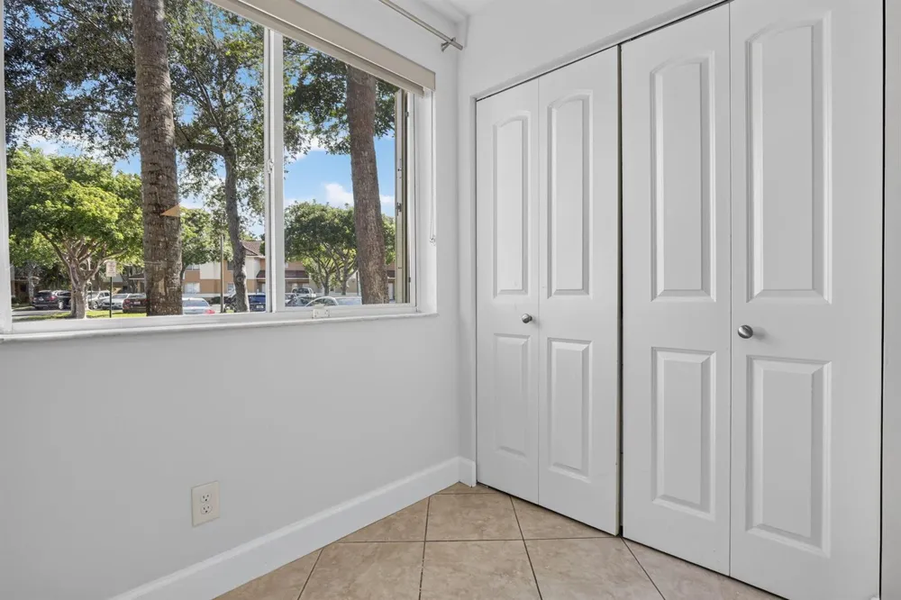 807 NW 91st Terrace NW #807 Plantation, FL 33324