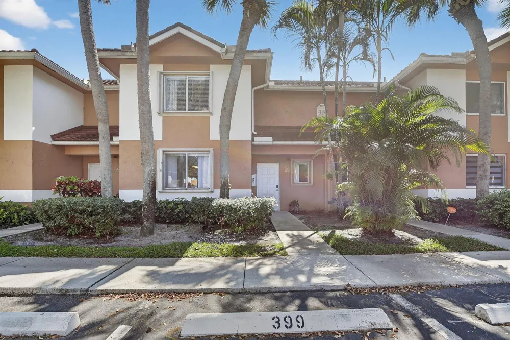 807 NW 91st Terrace NW #807 Plantation, FL 33324