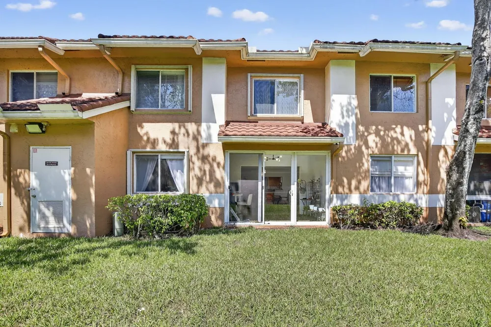 807 NW 91st Terrace NW #807 Plantation, FL 33324
