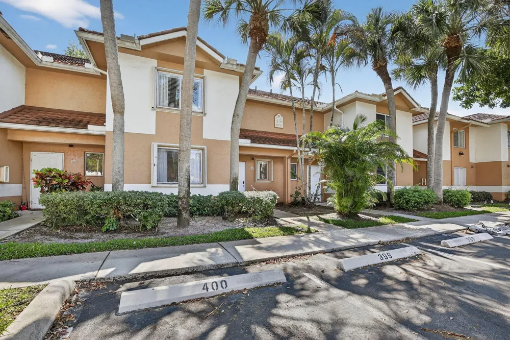807 NW 91st Terrace NW #807 Plantation, FL 33324