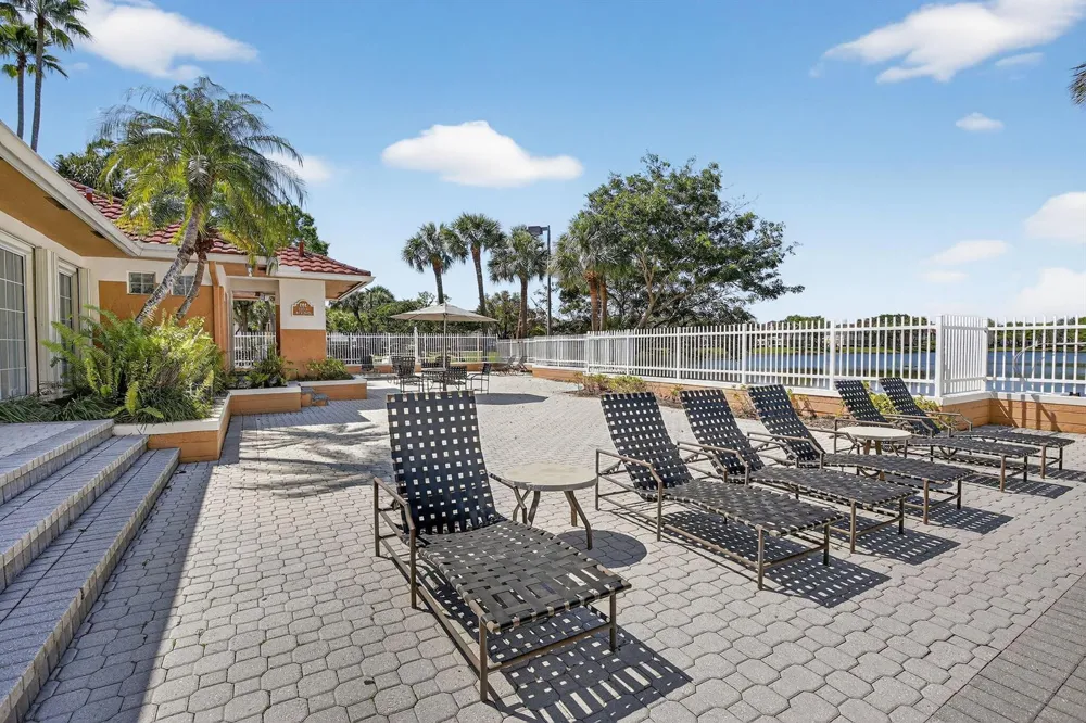 807 NW 91st Terrace NW #807 Plantation, FL 33324