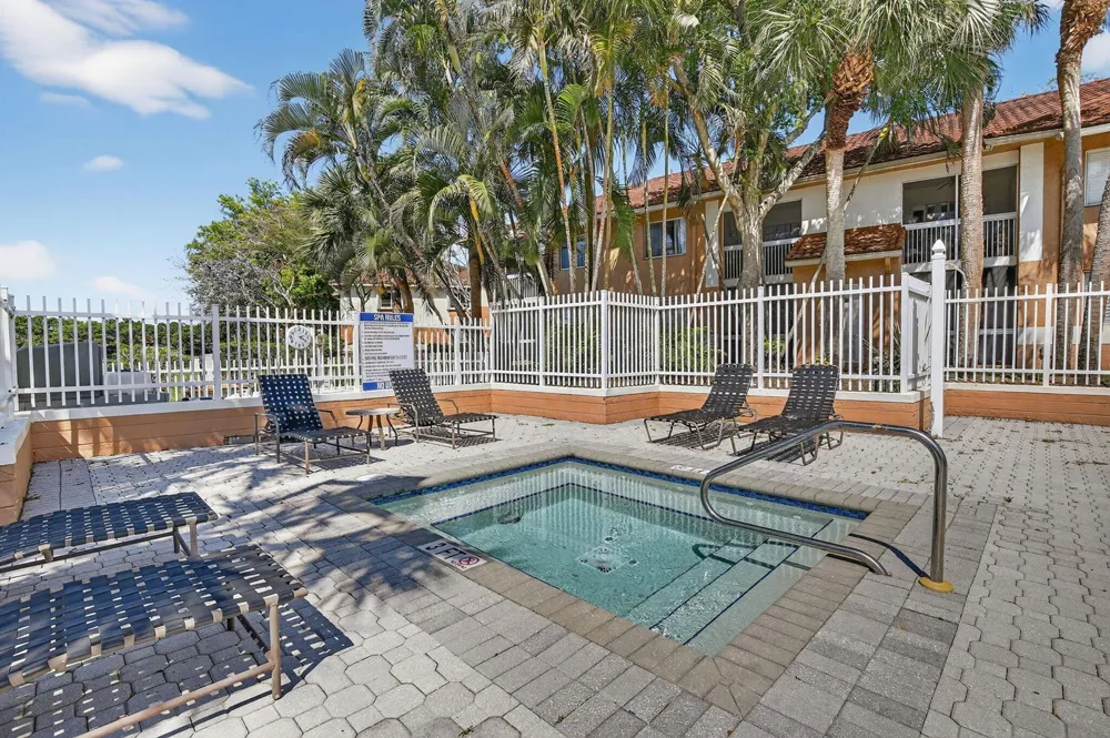 807 NW 91st Terrace NW #807 Plantation, FL 33324