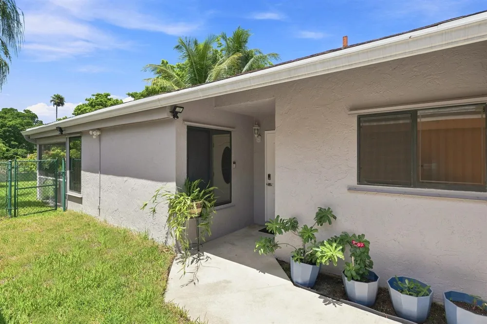 2385 NW 34TH TERRACE Coconut Creek, FL 33066