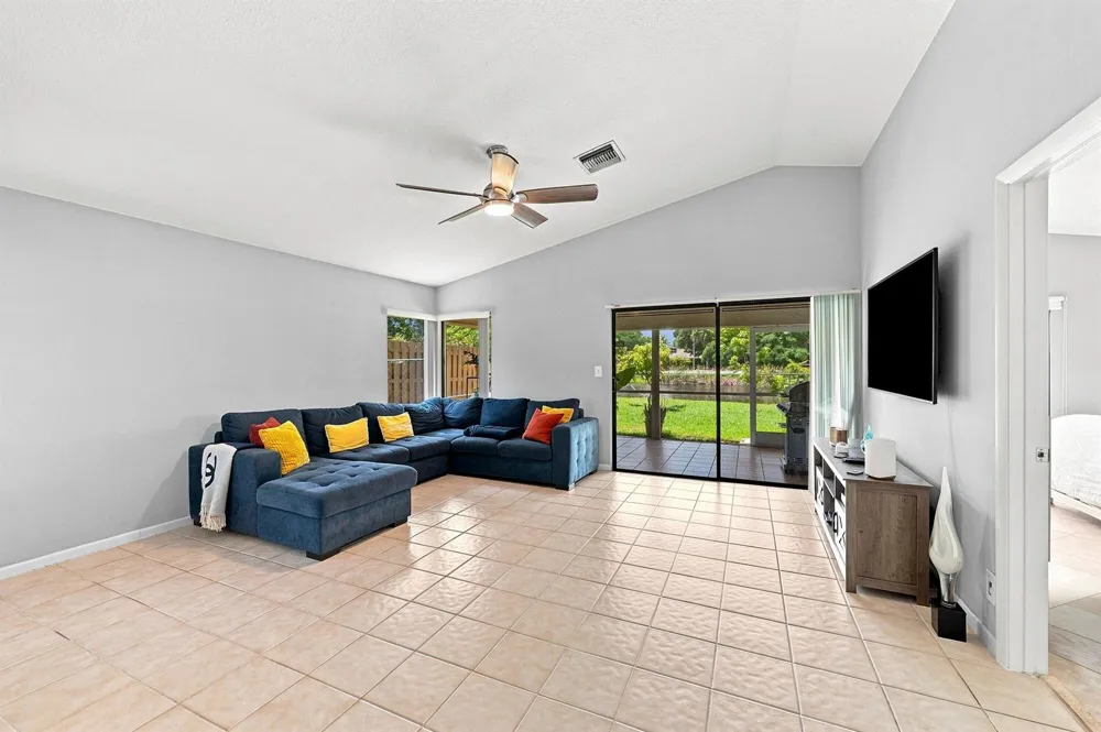 2385 NW 34TH TERRACE Coconut Creek, FL 33066