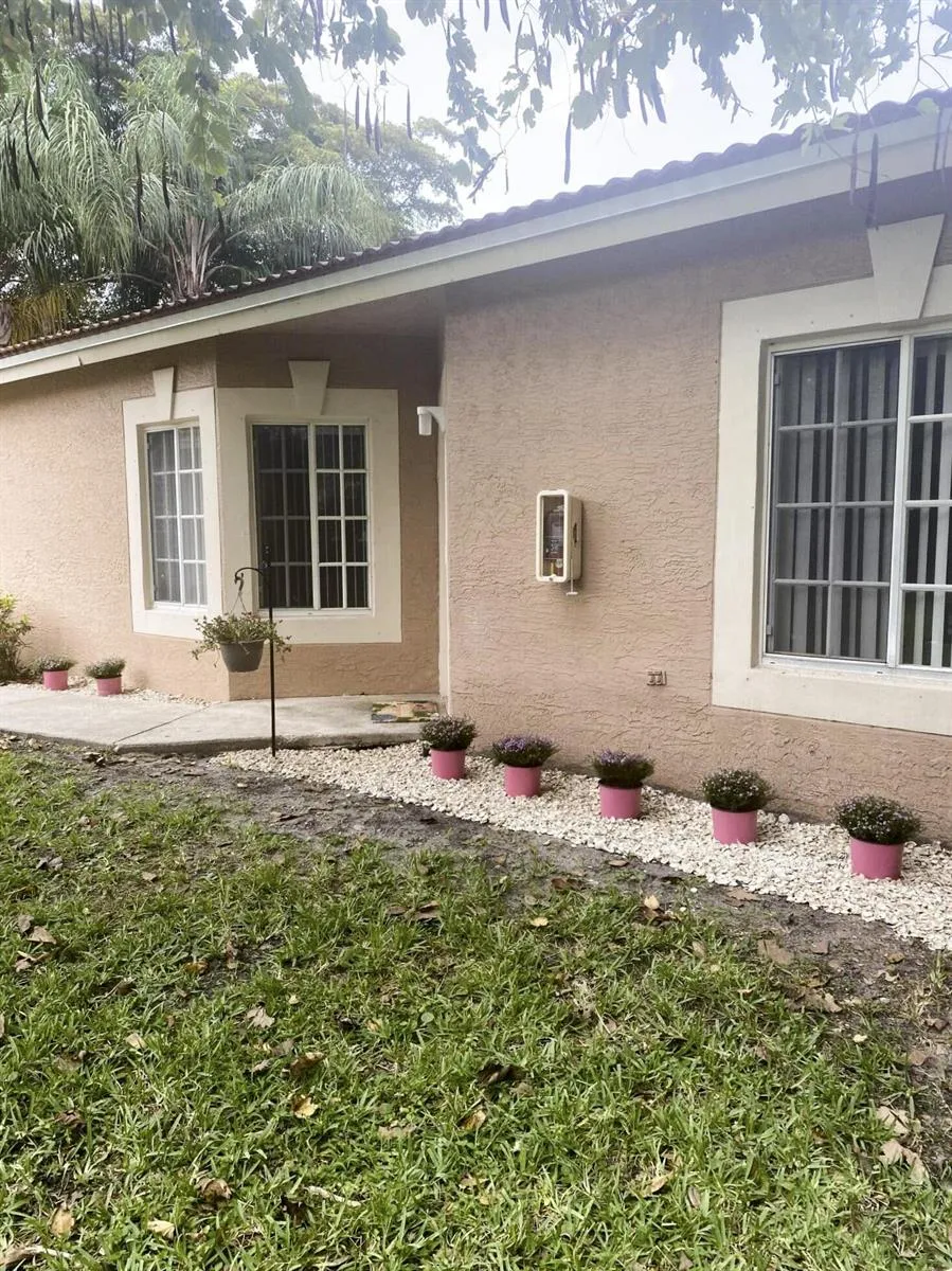 9888 Kamena Circle #55 Boynton Beach, FL 33436