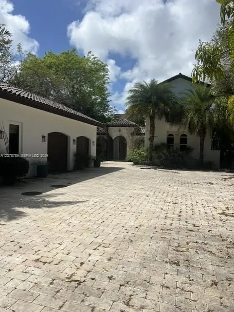 12650 SW 77th Ave Pinecrest, FL 33156