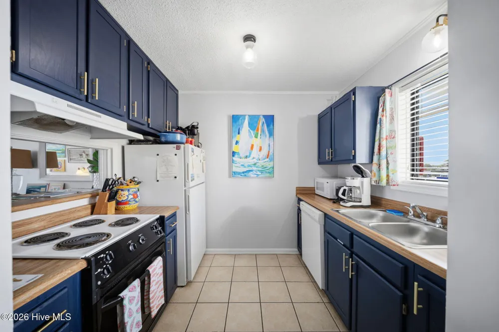 302 Canal Drive #Unit 27 Carolina Beach, NC 28428