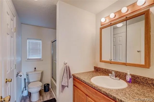 1250 County Road 166 Elizabeth, CO 80107