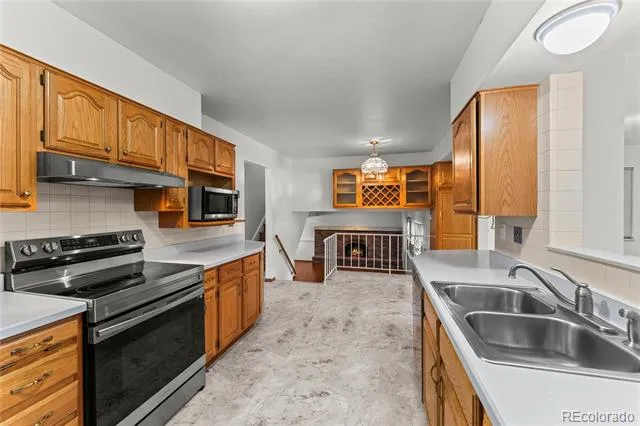 4025 Carefree Circle Colorado Springs, CO 80917