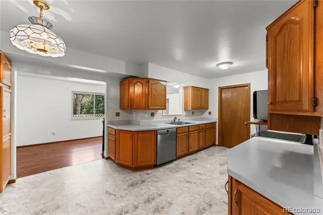 4025 Carefree Circle Colorado Springs, CO 80917