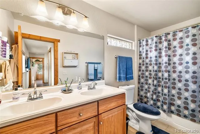 75 York Court #11 Jefferson, CO 80456