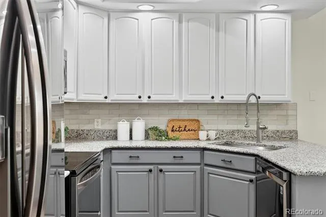 12713 W Bowles Place Littleton, CO 80127