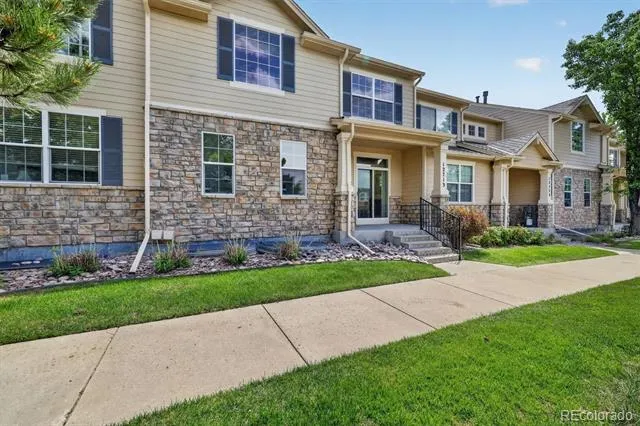 12713 W Bowles Place Littleton, CO 80127