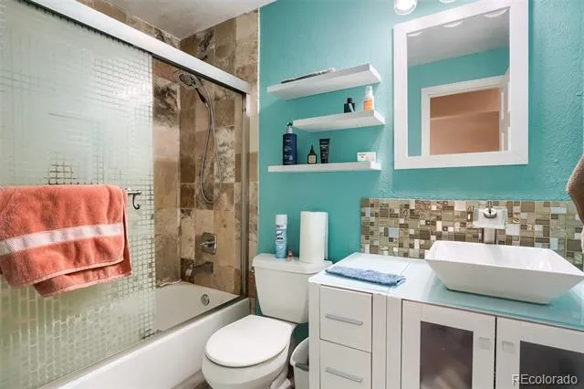 8901 W Radcliffe Place Littleton, CO 80123